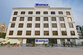 Hotel 91 City Centre Sector 52