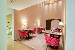 Hotel 91 City Centre Sector 52