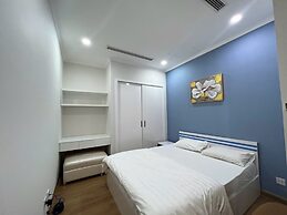 Vinhomes Royal City by Emily in Town