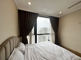 Vinhomes Royal City by Emily in Town