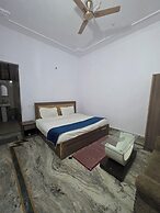 SIDDHI VINAYAK HOTEL AND BANQUET