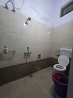 SIDDHI VINAYAK HOTEL AND BANQUET