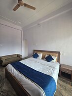 SIDDHI VINAYAK HOTEL AND BANQUET