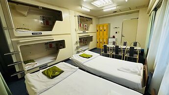 Men's only Capsule Hotel Asahi Plaza Shinsaibashi
