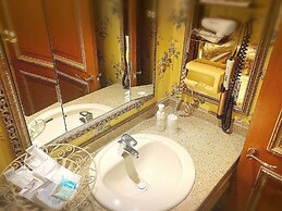 Hotel Palais de Fleurs - Adults Only