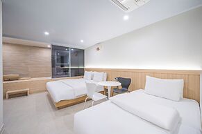 From H Browndot Hotel Gyeongju Yangnam