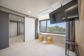 From H Browndot Hotel Gyeongju Yangnam