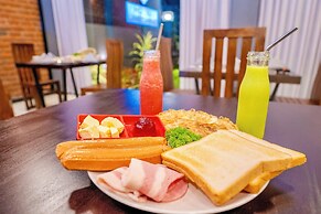 Limeshine Airport Transit Residence