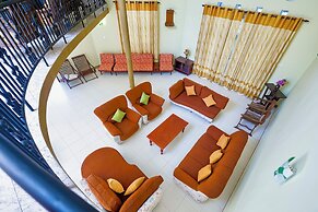 Limeshine Airport Transit Residence