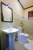 Limeshine Airport Transit Residence