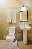 Limeshine Airport Transit Residence