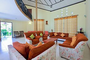 Limeshine Airport Transit Residence