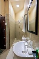 Limeshine Airport Transit Residence