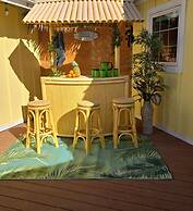 4 Bedroom Studio Luxury Suite