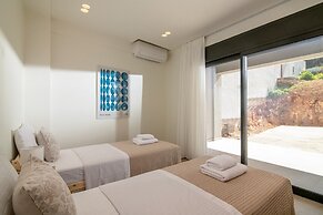 Altius Blue Apartments