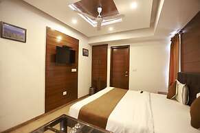 Nova Mayfield Hotel At Mall Road