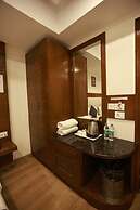 Nova Mayfield Hotel At Mall Road