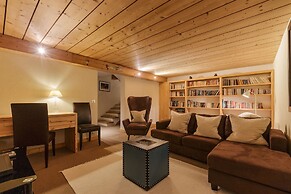 Chalet Les Tissourds 4 Central hot tub
