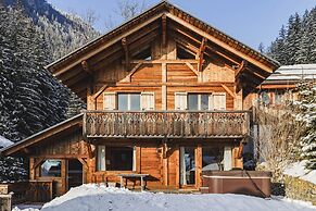 Chalet Scierie - Luxury Chalet With hot tub