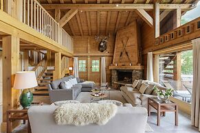 Magnificent Chalet Valhalla 5 Central Chamonix