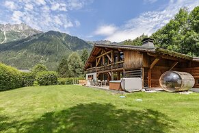Magnificent Chalet Valhalla 5 Central Chamonix