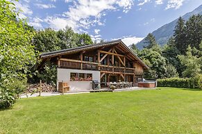 Magnificent Chalet Valhalla 5 Central Chamonix