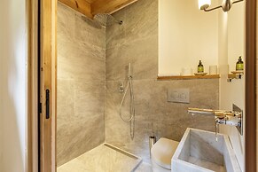Magnificent Chalet Valhalla 5 Central Chamonix