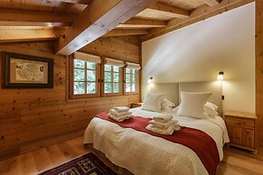 Magnificent Chalet Valhalla 5 Central Chamonix