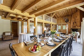 Magnificent Chalet Valhalla 5 Central Chamonix
