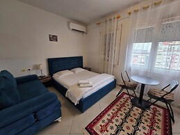 Isabel Rooms & Apartments