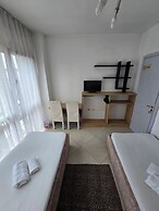 Isabel Rooms & Apartments