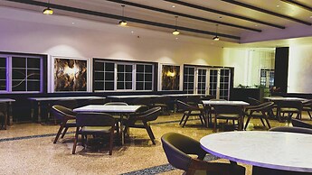 Discover Resorts Pali