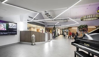 Student Only Eclipse