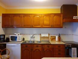 Cottage Sete Mares in Praia das Ma s