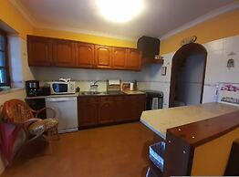 Cottage Sete Mares in Praia das Ma s