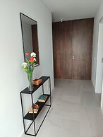 2 Terraces Flat River and Marina View