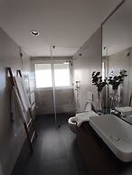 2 Terraces Flat River and Marina View