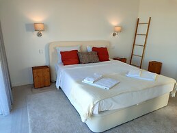 2 Terraces Flat River and Marina View