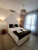 2 Terraces Flat River and Marina View