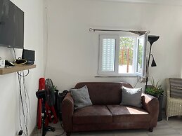 Arma o de Pera Nice Flat Terrace View