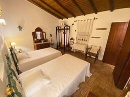 Serra do Caldeir o Private Pool Villa