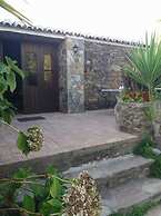 Serra do Caldeir o Private Pool Villa