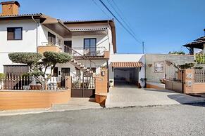Private Pool Villa 20min by Porto