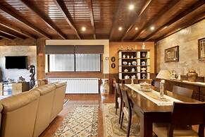 Private Pool Villa 20min by Porto