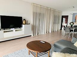 Modern Flat Near Lisbon