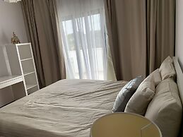 Modern Flat Near Lisbon