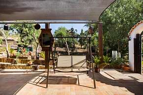 Porches Private Pool Villa 17 Guests