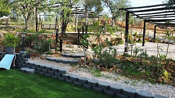 Porches Private Pool Villa 17 Guests