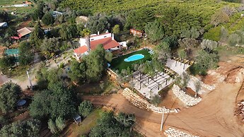 Porches Private Pool Villa 17 Guests