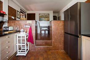 Porches Private Pool Villa 17 Guests